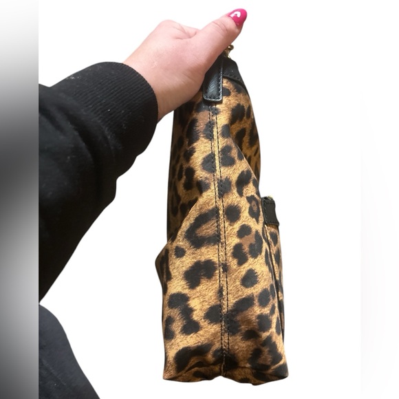 Like new Authentic Michael Kors Animal print crossbody bag Cheetah lepord print - Picture 6 of 7